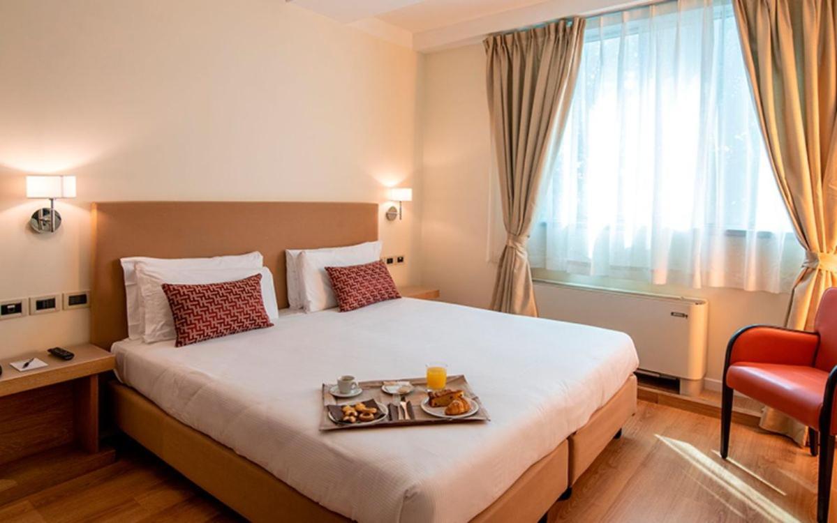Jr Hotels Gigli Firenze Calenzano Ngoại thất bức ảnh